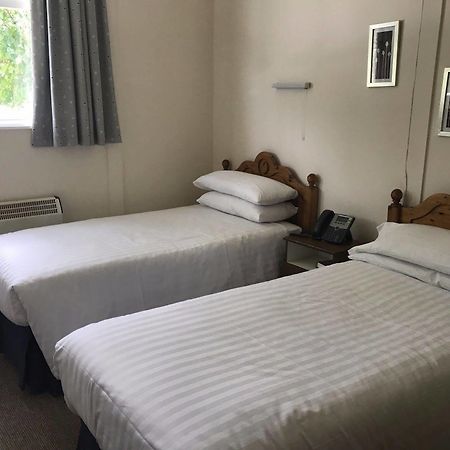 Carrybridge Lakeside Lodge Енискилен Екстериор снимка