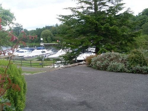 Carrybridge Lakeside Lodge Енискилен Екстериор снимка